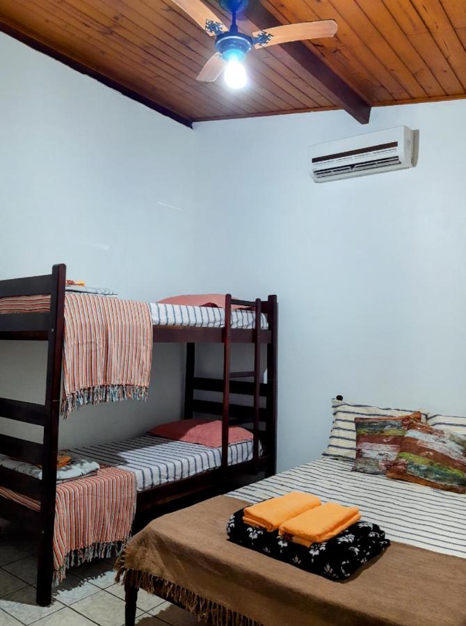 Suite Pe Na Areia- Espaco Independente Na Praia Do Curral Com Localizacao Privilegiada - Simplicidade E Comodidade Com O Por Do Sol Mais Lindo De Ilhabela - Melhor Custo Beneficio Para Ate 4 Pessoas , Na Av Jose Pacheco Do Nascimento Nº 7682 Екстер'єр фото